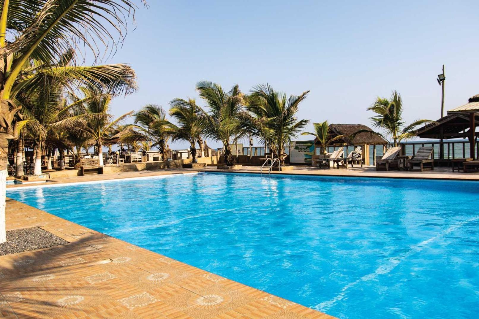 Ocean Green Beach Resort Prampram Exterior photo