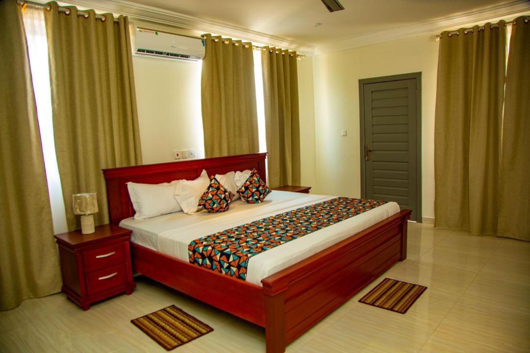 Ocean Green Beach Resort Prampram Exterior photo